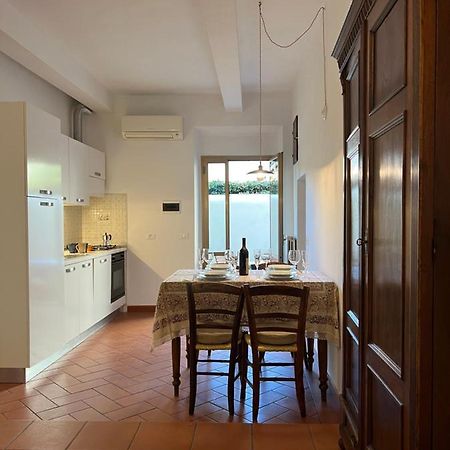 פירנצה Appartamento Toscano Accogliente מראה חיצוני תמונה