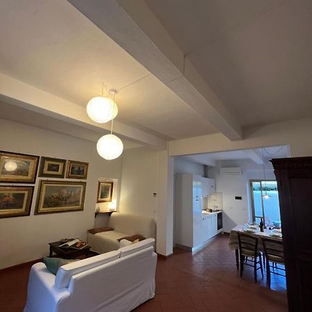 פירנצה Appartamento Toscano Accogliente מראה חיצוני תמונה